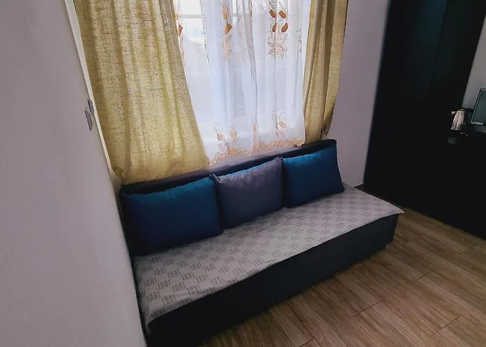 Maximus 民宿 库瑞尼卡慕斯卡